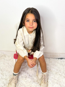 Foto 5 - Modelo Melissa C.de Braga