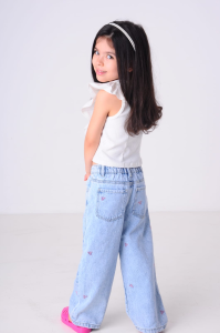 Foto 2 - Modelo Sarah  Barão